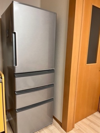 AQUAノンフロン冷凍冷蔵庫　355L (2017年製)