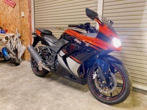 カワサキ　ニンジャ250R 配送可能　支払いは現金or振り込みも可能
