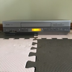 SHARP VHSビデオカセットレコーダー【VC-GH20】