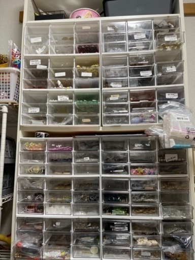 パーツ屋さんをしています