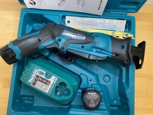中古 マキタ JR101D 充電式 レシプロソー　セット 中古 マキタ JR101D 10V 充電式 レシプロソー フルセット