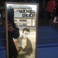 ジェームス・ディーンのファンにはたまらない！【鏡に浮き上がる感じ】ジェームス・ディーンの絵柄の鏡