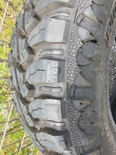 NEXEN ROADIAN MTX 265/70/17 タイヤのみ4本セット