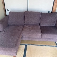 オットマン付きソファー フカフカで気持ちいいです