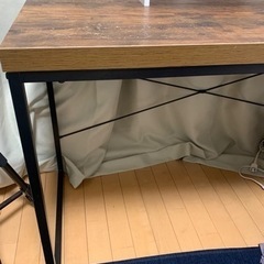ニトリのテーブル|学習机