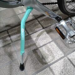 美車　20インチ ミニベロ　新品編上げグリップ＆同色センタースタンド