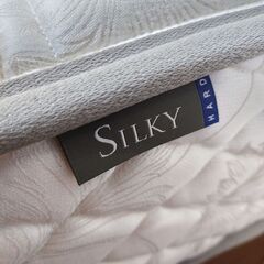 4/29発送　日本ベッド　シルキーポケットハード　セミダブル　マットレスのみ