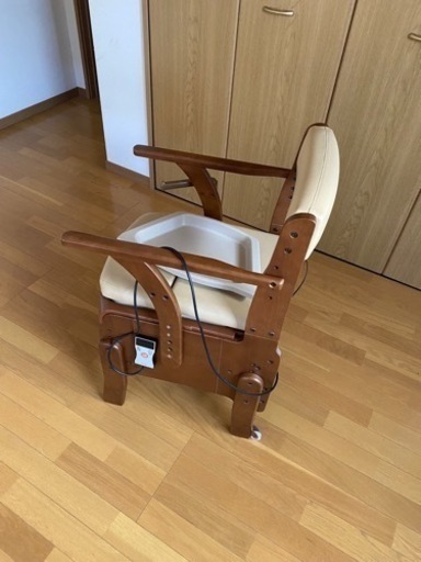 展示品 未使用 安寿 家具調トイレセレクトR 自動ラップ 標準便座