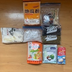 豆各種、氷砂糖、もち米、タイ香り米など