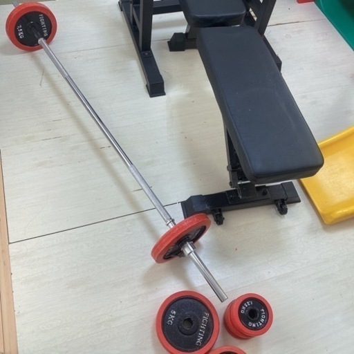 受け渡し決定】筋トレグッズ一式(ダンベル、ベンチ) 脆