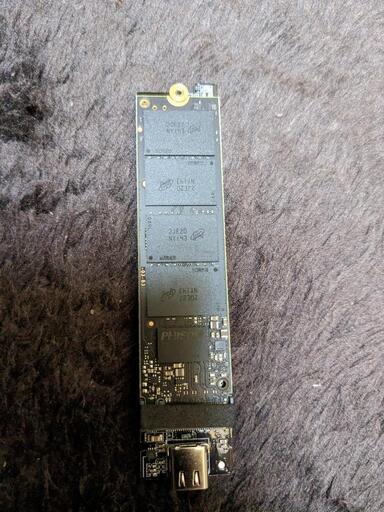 crucial P2 1TB M.2 外付け用ヒートシンク付き