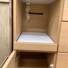 666 スタッデッドギア 3連 スモールピラミッドスタッズ レザーベルト S-ニトリ 2枚扉レンジボード ビゼン120KB【トレファク 川越店】お値下げしました！