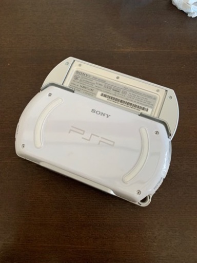 PSP go(ホワイト)本体のみ