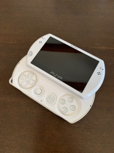 PSP go(ホワイト)本体のみ