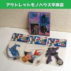 未開封品 当時物 昭和レトロ 機動戦士ガンダム バッジ 4点セッ...