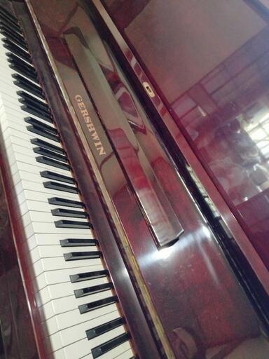 T2】○GERSHWIN アップライトピアノ○ - 鍵盤楽器、ピアノ