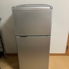 ノンフロン冷蔵庫　SANYO