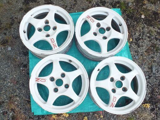 OZ RACING 三菱 J15×6JJ 4穴 アルミホイール 4本