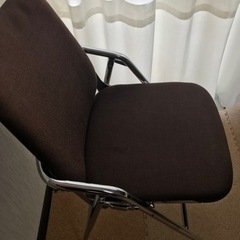 椅子　茶色
