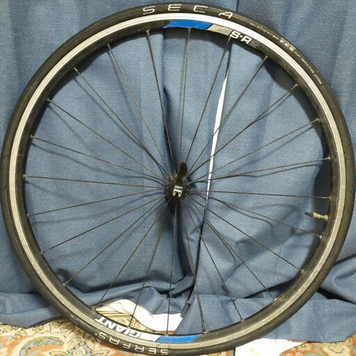 ジャイアント DEFY2 Sサイズです。 GIANT ジャイアント ロードバイク DEFY 2 2014年モデル Sサイズ