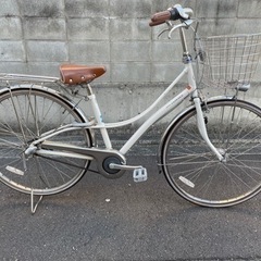 ロココ 白 ベルト 通学