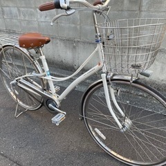 ロココ 白 ベルト 通学