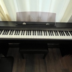 美品Privia 電子ピアノ　椅子付き