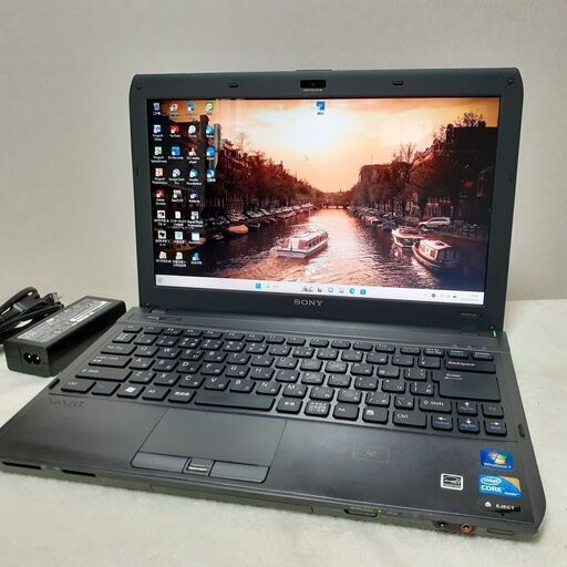 【取引中です】SONY　VAIO　13インチ　カメラ　Bluetooth　Wi-Fi　マルチ　Windows11