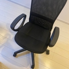 座椅子 黒