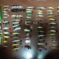 ほぼ未使用ルアー＆タックルボックス
