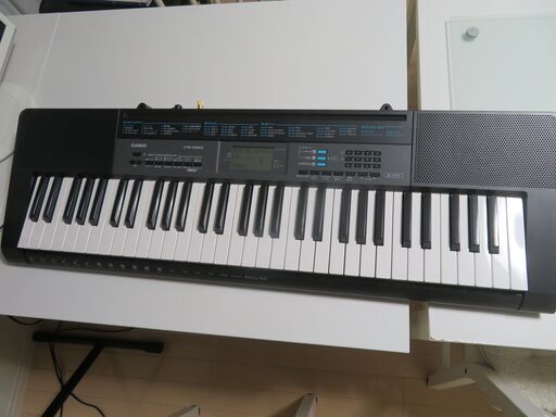 【お届け可】【取引可能です】 カシオ キーボード 61鍵盤 CTK-2550