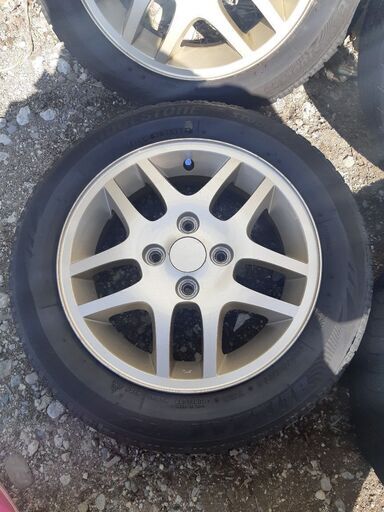 タイヤ交換シーズン到来！大特価！☆アルミホイール&タイヤ4本セット  