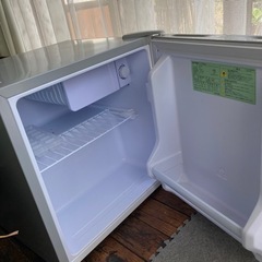 小さな冷蔵庫
