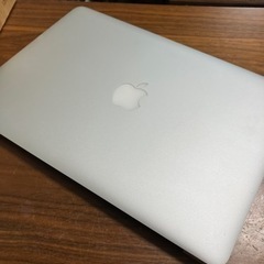 【中古美品】MacBook Air 13.3（2017/8GB/...