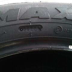 215/60/17未使用タイヤ！