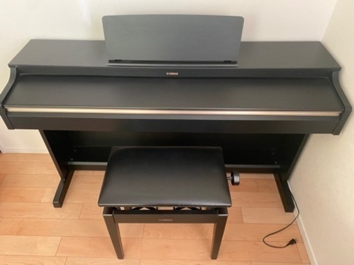 ピアノ　YAMAHA YDP-162