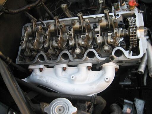 メルセデス―ベンツ190E-4シリンダーSOHC-20-23加工済みヘツト