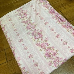 ピンクの薔薇柄の布団カバー　シングルサイズ