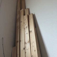 《引き取り者決定済み》木材　2×4など　木の板