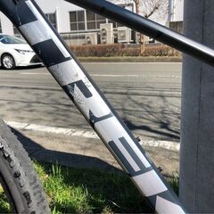 中古・傷あり】2021モデル TREK マウンテンバイク Marlin7