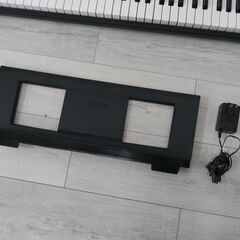 ヤ取4/26終了】≪ZU464ジ≫ 通電OK YAMAHA/ヤマハ 電子キーボード