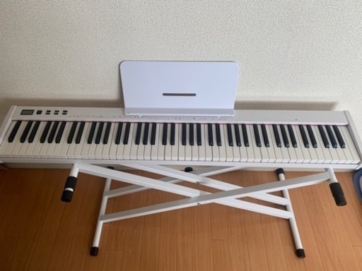 ニコマク　電子ピアノ【ほぼ新品】