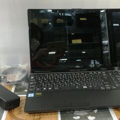 富士通 ノートパソコン FMVWD1A37B 中古品 16GB　...