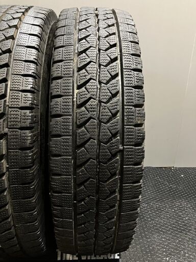 BS BLIZZAK W979 225/85R16 121/119L LT 16インチ ライトトラック用 