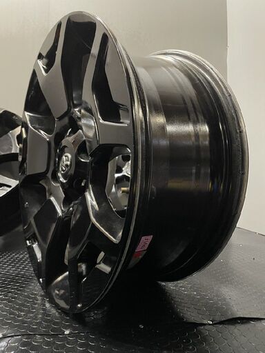 トヨタ　ハイラックス　GUN125ブラックラリーエディション純正ホイール送料込み 単品 純正 ホイール 1本 ハイラックス GUN125 ブラックラリー