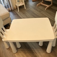 ikea 子供用テーブル、椅子セット