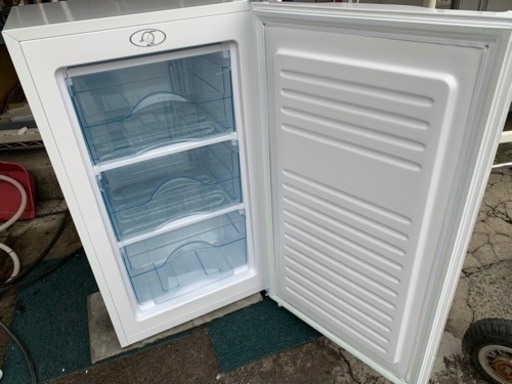 【リサイクルサービス八光】高年式　2020年製　60L 冷凍庫 フリーザー ベステック BTLD109　直冷式