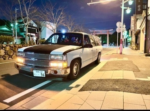 車のパーツ シボレー サバーバン CHEVROLET SUBURBAN 車検5月まで 1 