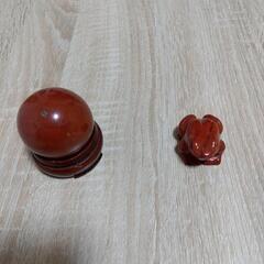 【ネット決済】レッドジャスパーの丸玉と蛙の形の置き石