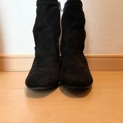 ブーツ　23㎝　黒　